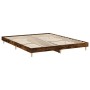 Estructura de cama madera de ingeniería roble ahumado 200x200cm de vidaXL, Camas y somieres - Ref: Foro24-832010, Precio: 138...