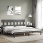 Estructura de cama con cabecero madera maciza gris 200x200 cm de vidaXL, Camas y somieres - Ref: Foro24-3193618, Precio: 173,...