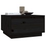 Mesa de centro de madera maciza de pino negro 55x56x32 cm en Mesas de centro | Comprar online en Foru.es