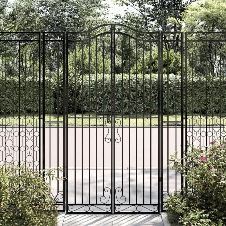 Puerta de jardín de hierro forjado negro 121x8x180 cm de vidaXL, Puertas de jardín - Ref: Foro24-363433, Precio: 194,68 €, De...