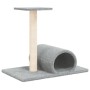 Poste rascador para gatos con túnel gris claro 60x34,5x50 cm en Mobiliario para gatos | Comprar online en Foru.es