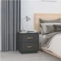 Mesitas de noche 2 uds madera maciza pino gris 40x34x45 cm de vidaXL, Mesitas de noche - Ref: Foro24-818330, Precio: 96,30 €,...