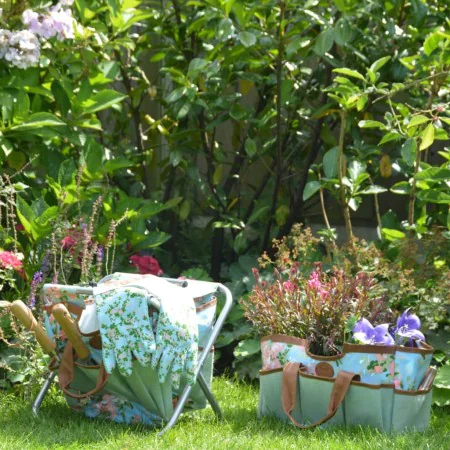 Esschert Design Taburete de herramientas de jardín estampado de rosas de , Accesorios para herramientas de jardinería - Ref: ...
