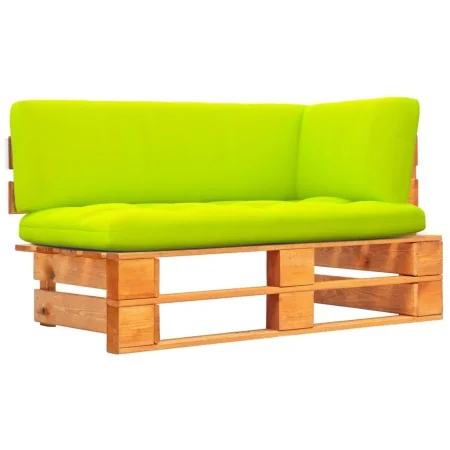Corner sofa made of pine wood pallets, treated with brown honey stain for the garden. by , Modular outdoor sofas - Ref: Foro2...