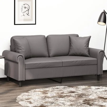 Sofá de 2 plazas con cojines cuero sintético gris 140 cm by , Sofas - Ref: Foro24-3200932, Price: 248,51 €, Discount: %