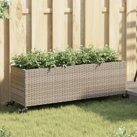 Jardinera con ruedas y 3 maceteros ratán PE gris 107x32x38 cm de , Maceteros y jardineras - Ref: Foro24-366421, Precio: 70,99...